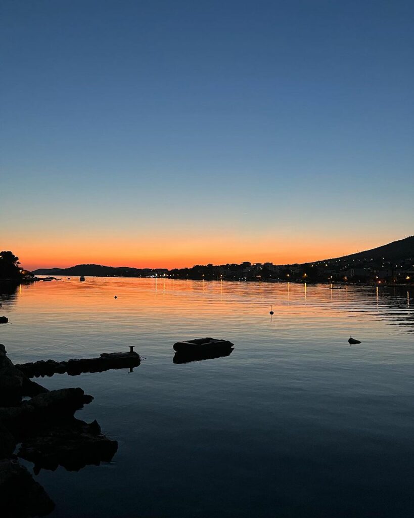 Ljetna manikura Tare Thaller idealna je za godišnji odmor