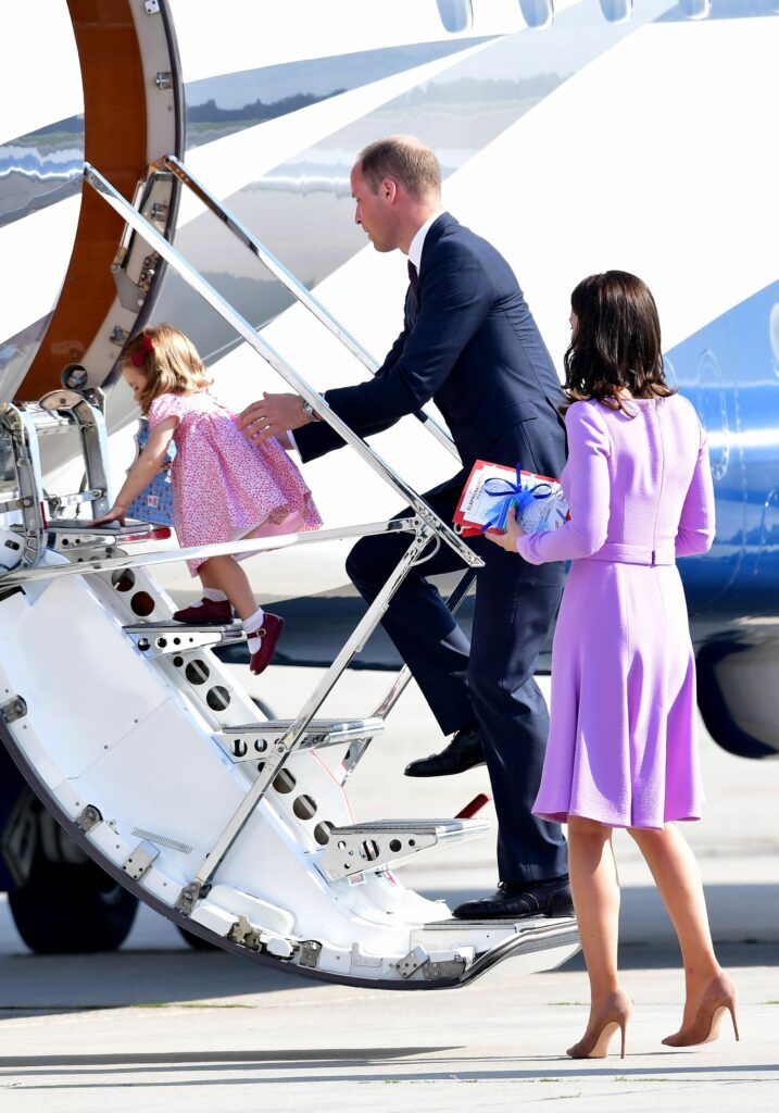 Princ William krši protokol kad zahtjeva da leti sa svom svojom djecom