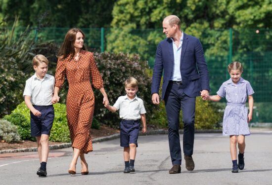 Kate Middleton i princ William s djecom