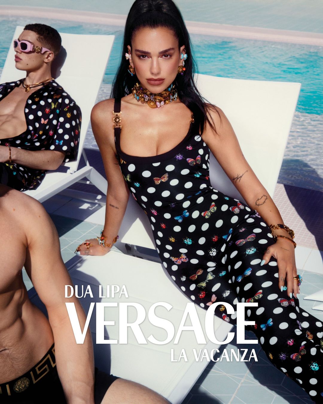 Dua Lipa za Versace