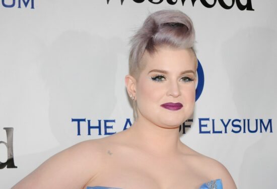 kelly osbourne majčinstvo