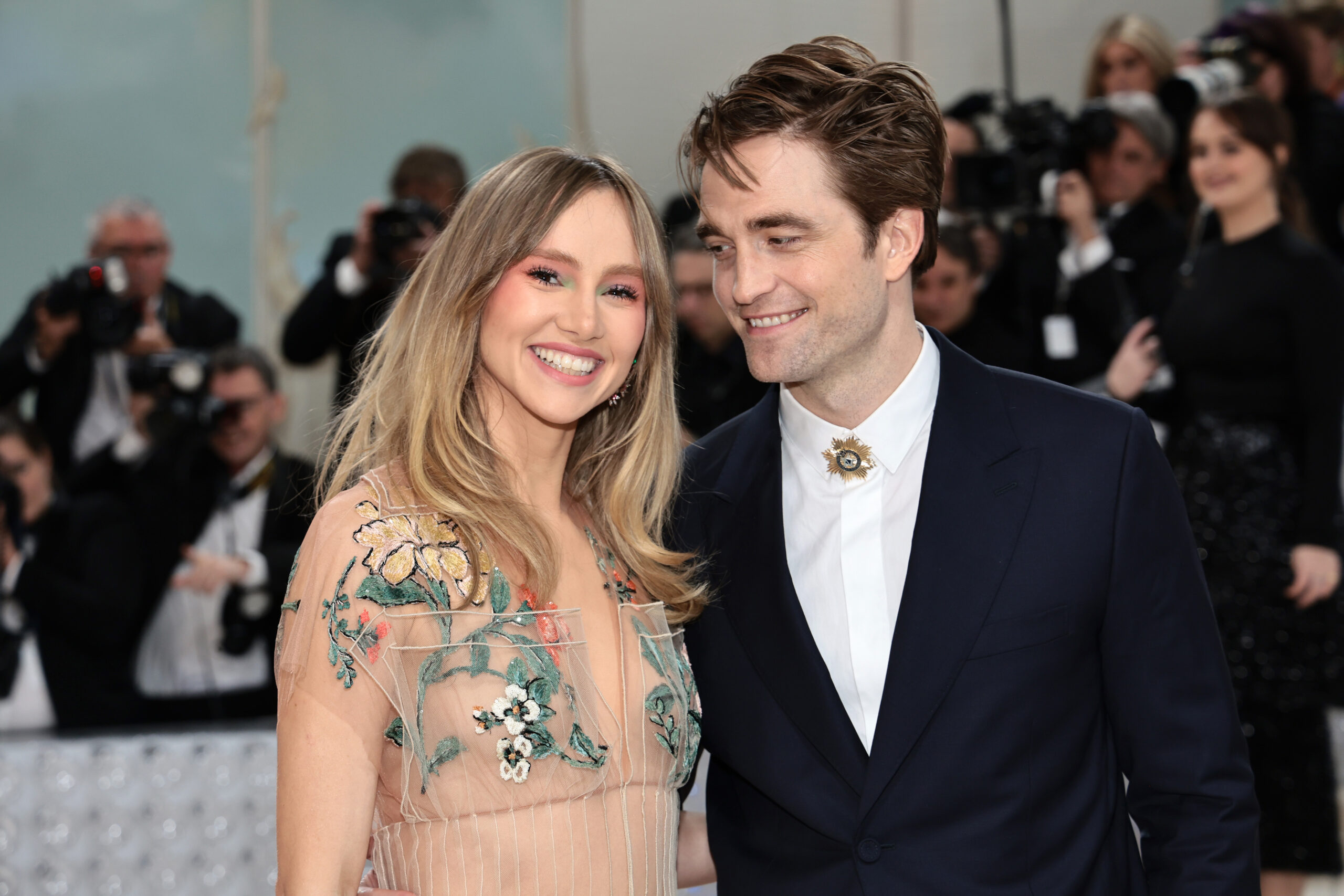 Suki Waterhouse trudna, Robert Pattinson