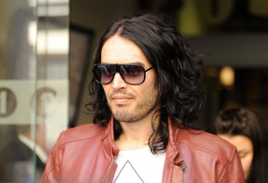 russell brand silovanje