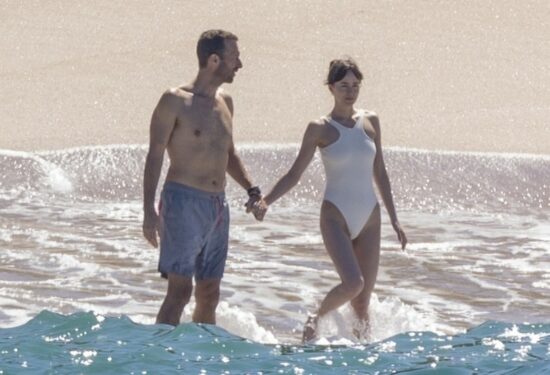 dakota johnson i chris martin