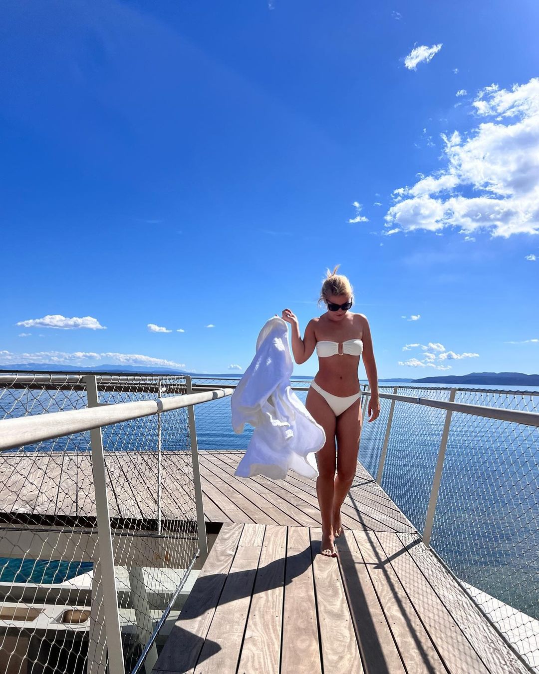 bijeli bikini Katarina Baban hello magazine croatia hrvatska Katarina Baban u bikiniju