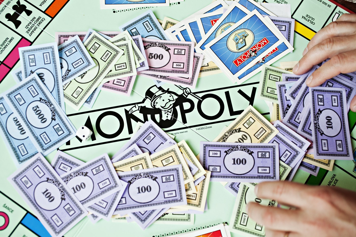 margot robbie film monopoly