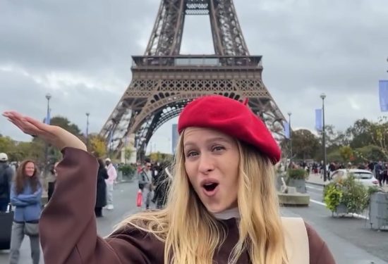 Domenica, Domenica Pariz, Domenica TikTok, modna ikona, crvena beretka, Emily in Paris, hrvatska pjevačica, francuski stil