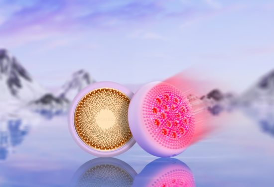 FOREO LUNA™ 4 hair, njega kose, masažer za vlasište, crvena LED svjetlost, T-Sonic™ tehnologija, jačanje kose, obnova kose, čišćenje vlasišta, klinički dokazani rezultati, holistička ljepota