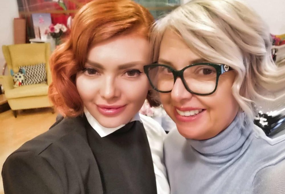 Tomorrowland, Ella Dvornik, Danijela Dvornik, Ella Dvornik pubertet, bejbisirat ću te, Tomorrowland Belgija, obitelj Dvornik, humor Ella Dvornik, pjevačica Ella Dvornik, influencerica Ella Dvornik