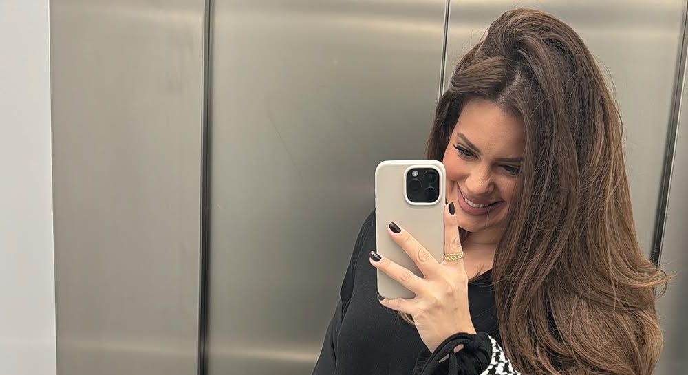 Lucija Lugomer, božićna kućica od medenjaka, izrada medenjaka, obiteljski trenuci, djetinjstvo, obiteljski trenutci, bezbrižno djetinjstvo, božićna atmosfera, božićne tradicije, sin Lucije Lugomer