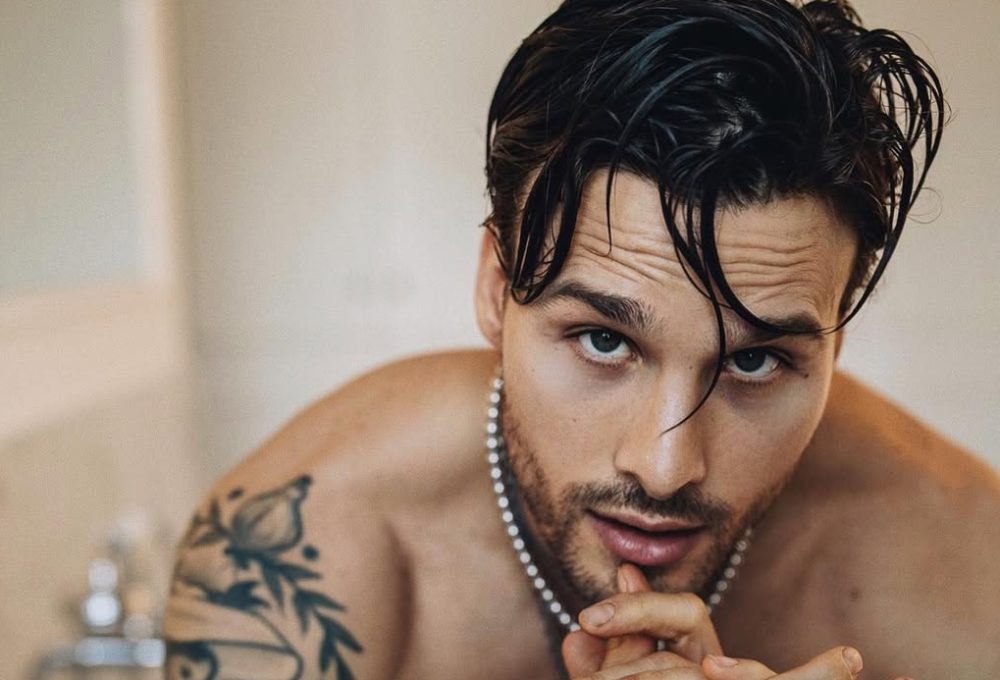 Vlaho Arbulić, seksi tijelo, banane, bez majice, društvene mreže, fitness, viralni video, obožavatelji, modni trend, voće, zdravlje, sexy moment, snimka, Instagram, viralni hit