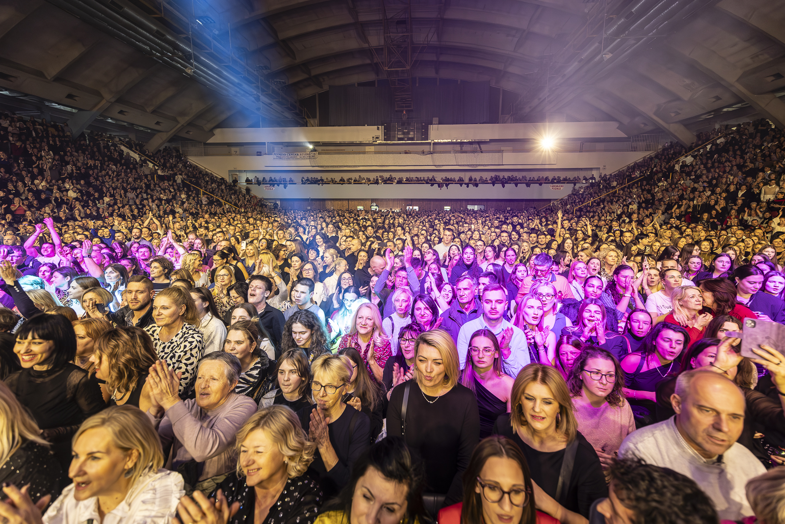 Zdravko Čolić Rijeka, koncert Dvorana mladosti, rasprodani koncerti Rijeka, Čolić hitovi, Ti si mi u krvi, Gori vatra, regionalni glazbenik, evergreeni Zdravka Čolića