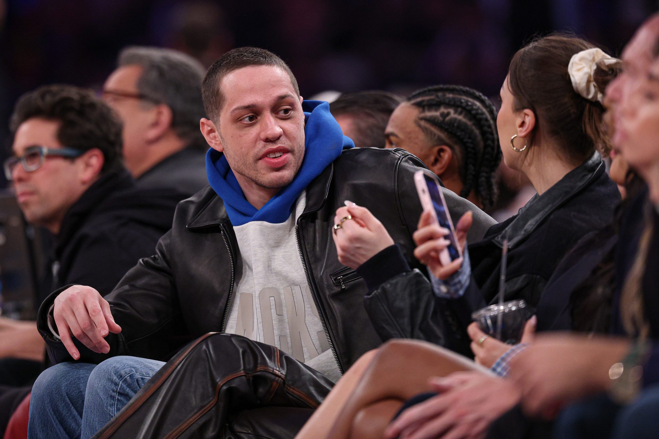 Pete Davidson otkrio da će svojih 200 tetovaža uklanjati idućih 10 godina Hello Magazine Croatia