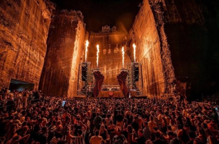 Britanske legende The Stranglers stižu u Cave Romane