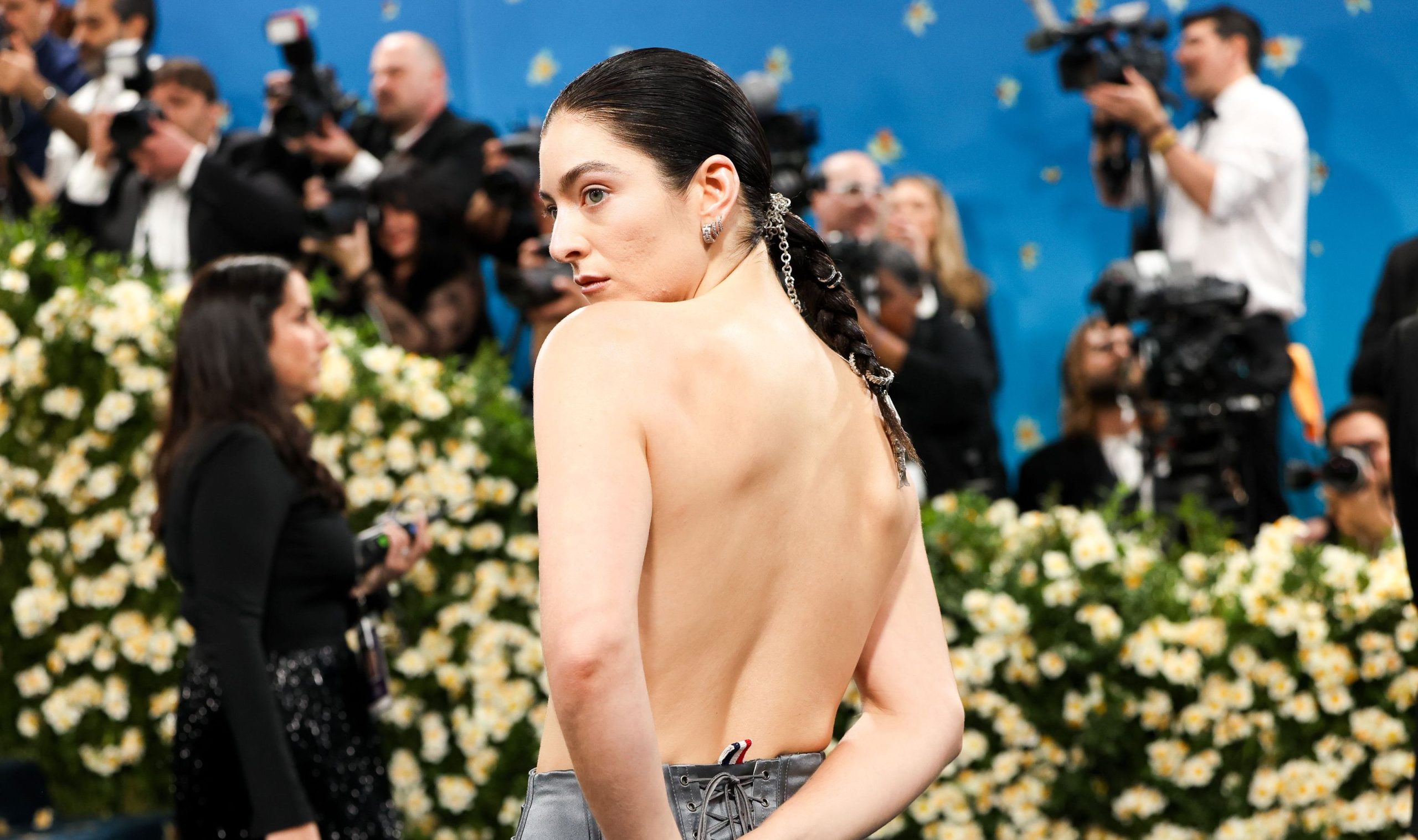 Lorde Met Gala Hello Magazine Croatia