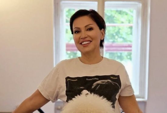 Nina Badrić rasplakala se zbog gesta slikarice Hello Maggazine Croatia