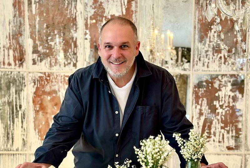 Saša Šekoranja Merla Sve vam cvalo s motivom đurđica Hello Magazine Croatia