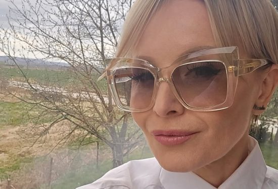 Danijela Martinović retro outfit