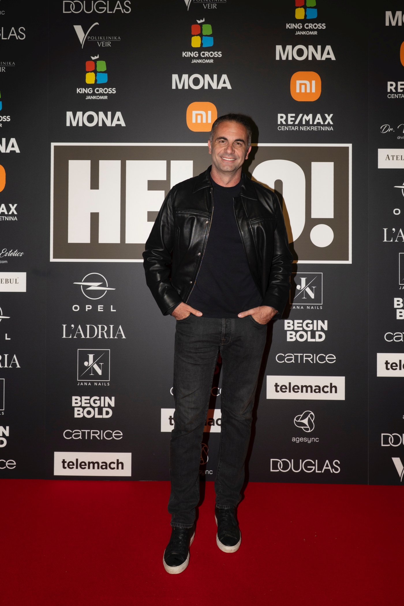 hello magazin poznate osobe