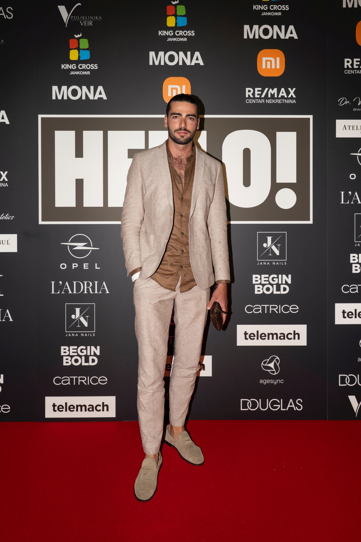 hello magazin poznate osobe