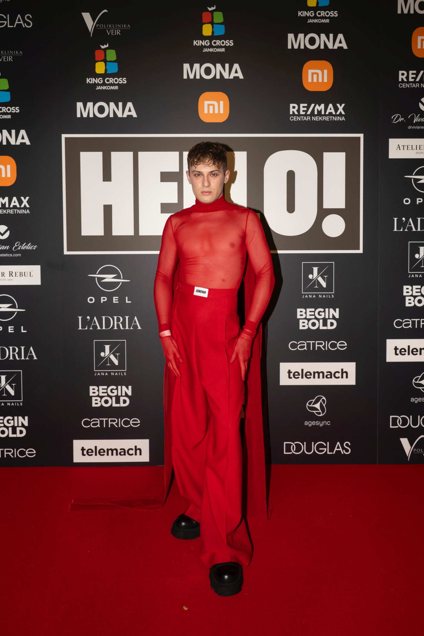 hello magazin poznate osobe