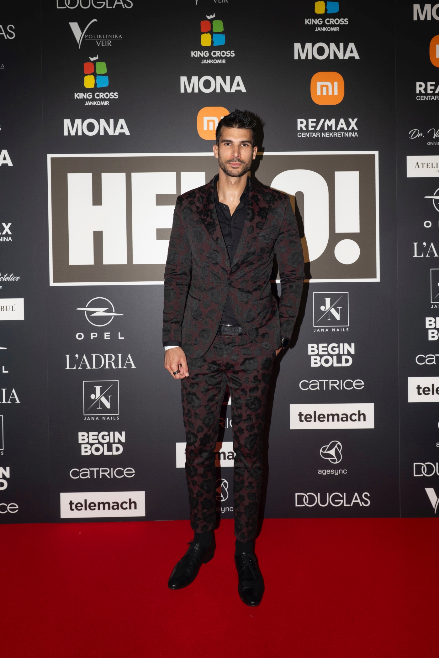 hello magazin poznate osobe