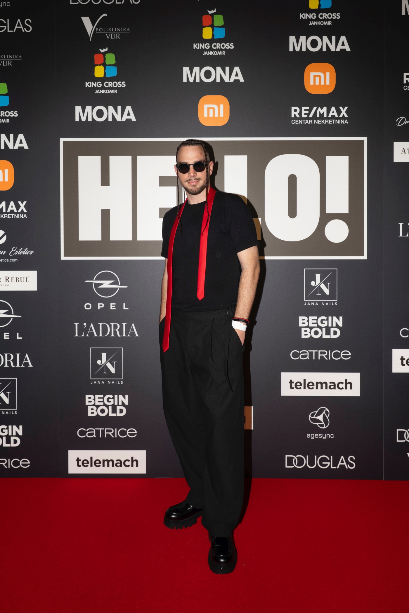 hello magazin poznate osobe