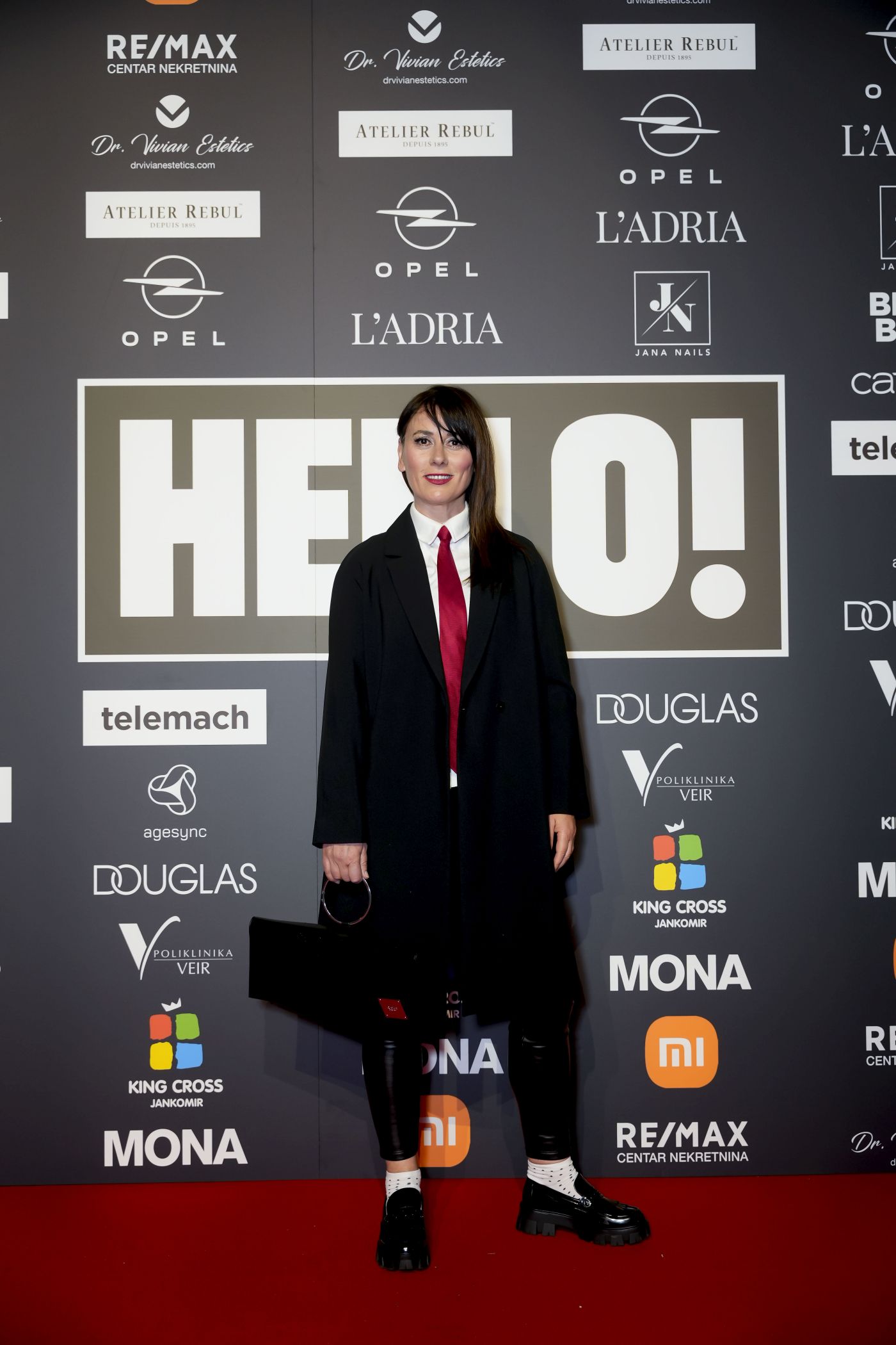 hello lauba 2025 gosti