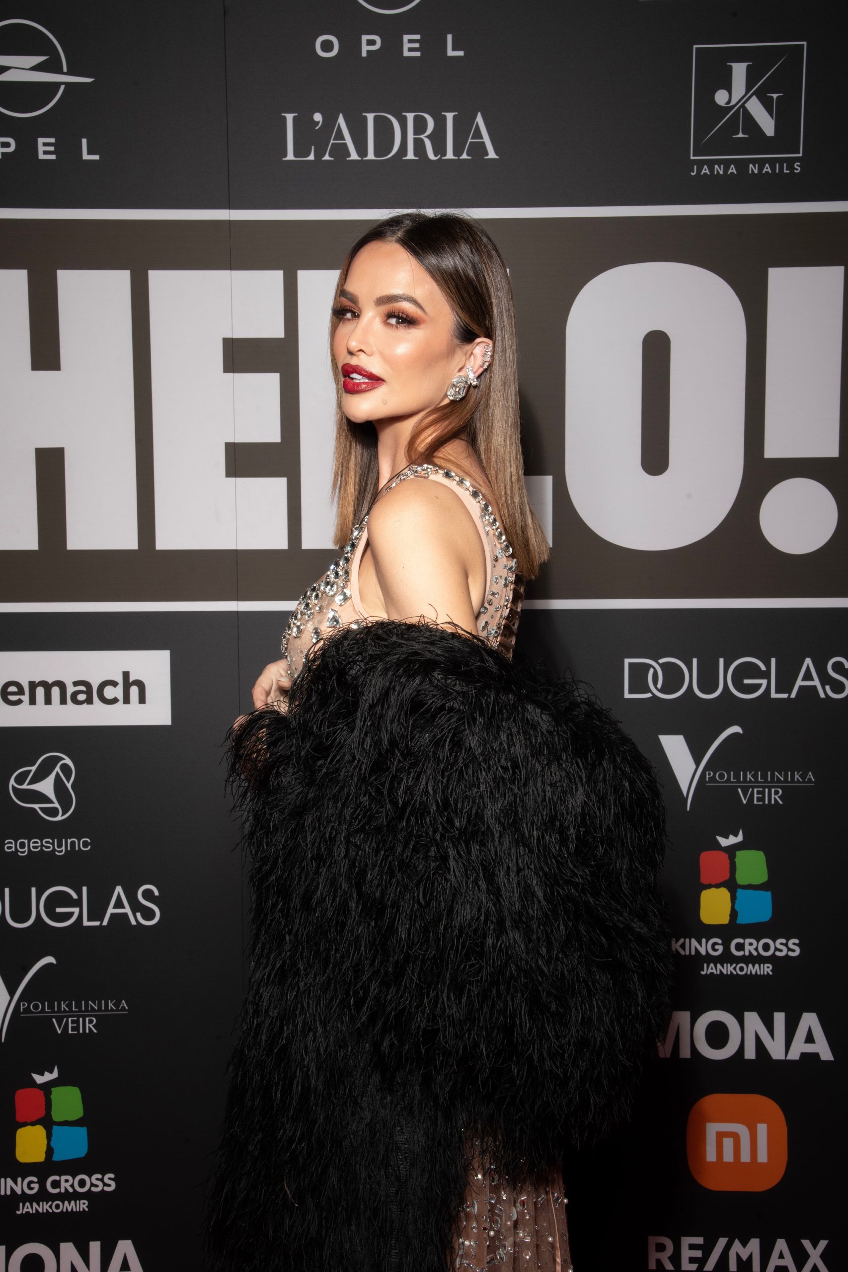 severina hello lauba 2025