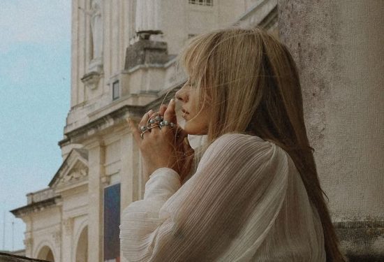 Albina Grčić otputovala u svetište u Portugalu Hello Magazine Croatia