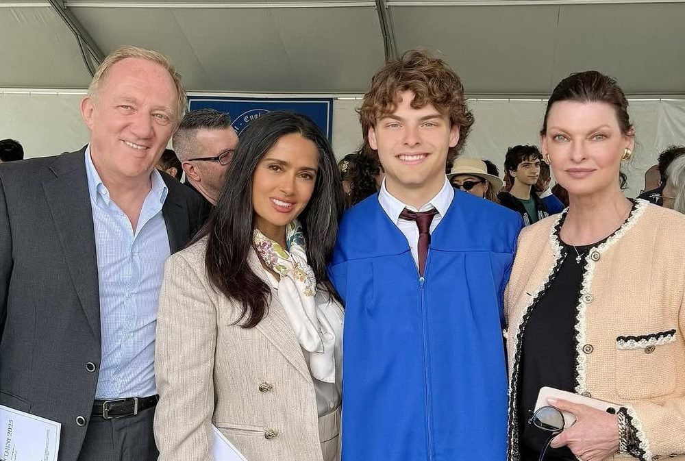 Linda Evangelista na sinovoj maturi sa Salmom Hayek Hello Magazine Croatia