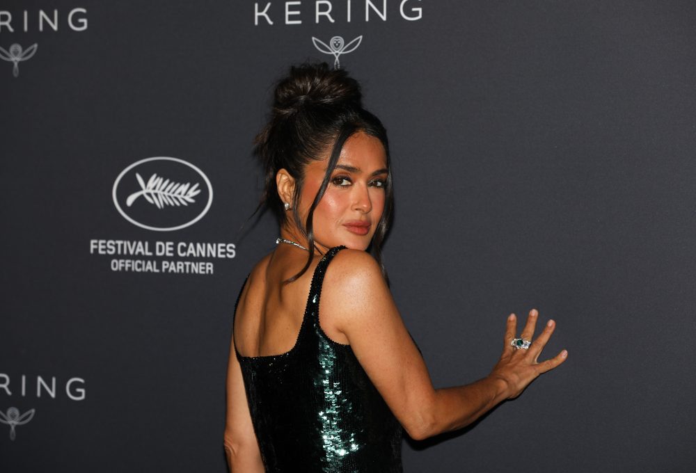 Salma Hayek Trik za sijede vlasi i ljepota bez filera Hello Magazine Croatia