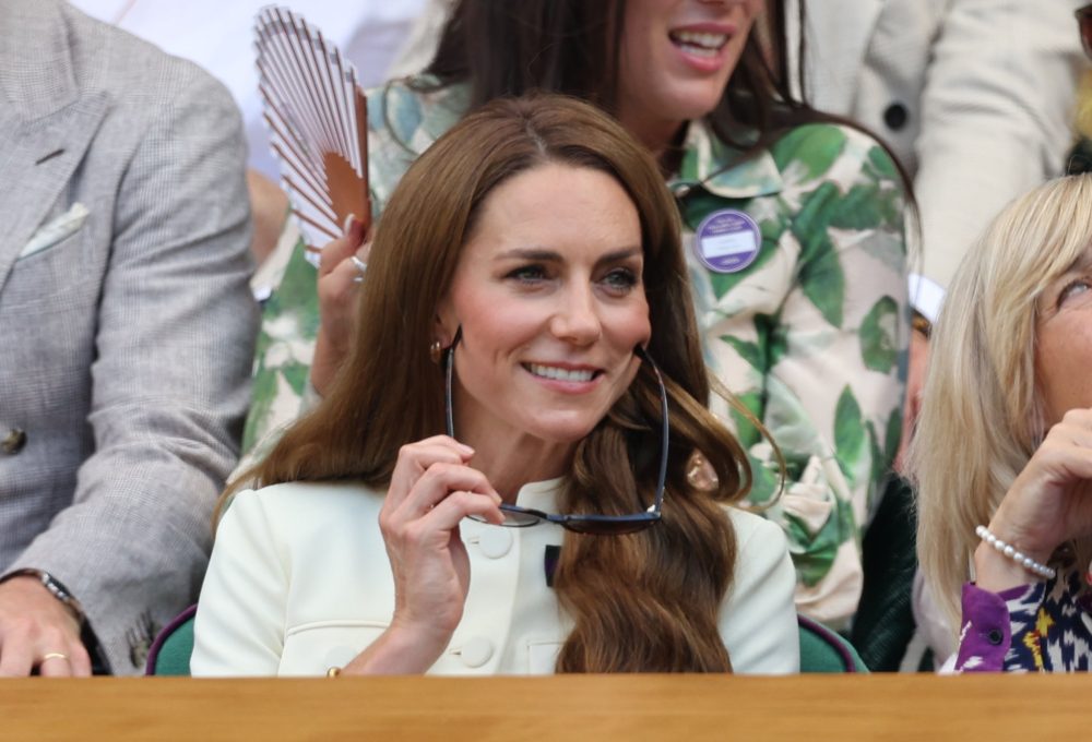 Kate Middleton u pariškom chic izdanju Hello Magazin Croatia