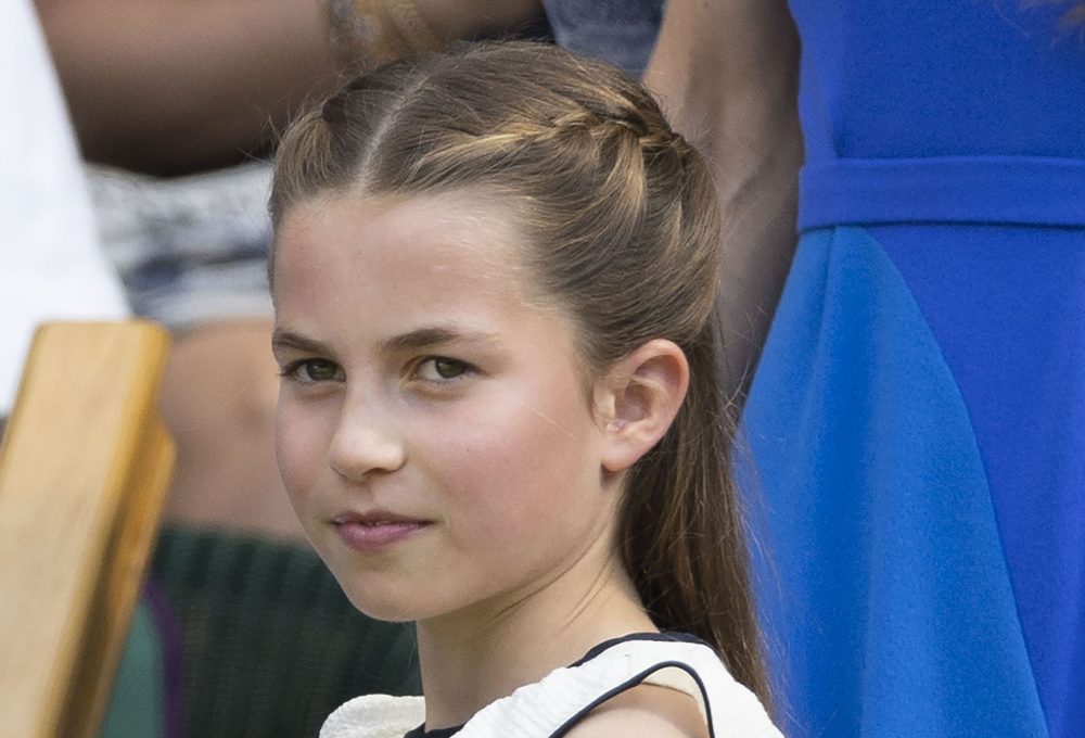 Princeza Charlotte ukrala show Hello Magazine Croatia