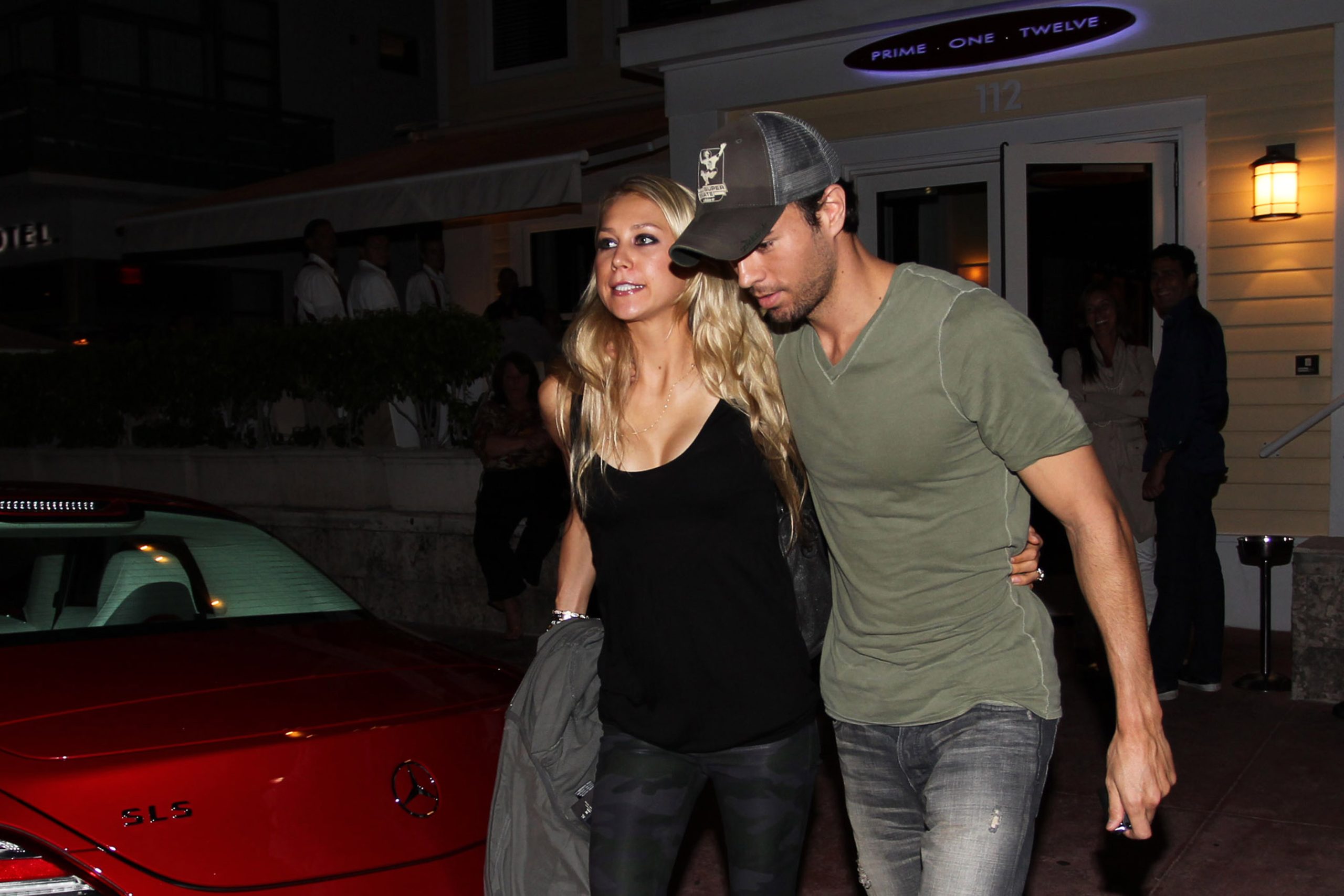 Anna Kournikova i Enrique Iglesias čekaju četvrto dijete Hello Magazien Croatia