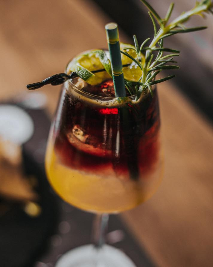 Burger Festival Zagreb, burger festival, Burger Festival 2025, Burger Festival Tuđmanac, street food Zagreb, najbolji burgeri Zagreb, burgeri Hrvatska, smash burger Zagreb, Mate Janković burger, Ivan Pažanin burger, Mason burger, Picnic Mingle & Fun burger, UFO Space Burgers, Bold burger, Diverso Dubrovnik burger, The Spot Šibenik burger, Grof Lovski burger, burger od divljači Zagreb, Jellyfish in Space burger, Noel Street Food burger, Chubby Chuk’s burger, Buns & Shake burger, Gdje je Jura slastice, Ginglebells kokteli, Centralni bar Zagreb, Staropramen festival, ZABA Mastercard popust, after work Zagreb, što raditi u Zagrebu rujan, najbolji događaji u Zagrebu, gastro događanja Zagreb, food festival Zagreb, street food festival, burger natjecanje Zagreb, top burgeri Zagreb, hrvatski burger festival, najbolji burger u regiji, europski burgeri, burger scena Hrvatska, burger scena Zagreb, festival hrane Zagreb, izlazak Zagreb rujan, gdje na burger u Zagrebu, najbolji kokteli Zagreb, najbolji street food Zagreb, burger s tartufima Zagreb, burger s divljači Zagreb, burger s cheddarom, burger s ajvarom, burger s dimljenim sirom, burger s pancetom, burger s umakom, burgeri s gljivama Zagreb, burger s pulled porkom, spicy burger Zagreb, BBQ burger Zagreb, burger i pivo Zagreb, burger i kokteli Zagreb, burger i vino Zagreb, najbolja hrana Zagreb, burger party Zagreb, burger i glazba Zagreb, koncerti Zagreb rujan, kino pod zvijezdama Zagreb, kviz Zagreb, radionice Zagreb, obiteljski izlazak Zagreb, gastro užitak Zagreb, najbolji događaj u Zagrebu rujan, burger trendovi, burger noviteti, gdje jesti burger Zagreb, burger za ekipu, burger za obitelj, burger za klince, burger za gurmane, burger za vegetarijance (ako ima), gastro scena Zagreb, foodie Zagreb, najbolji festivali u Zagrebu, najbolji festivali u Hrvatskoj, jesenski festivali Zagreb, jubilarni festival Zagreb, jubilarni Burger Festival, deset godina Burger Festivala, Burger Festival 10 godina, slasni burger Zagreb, top hrana Zagreb, najbolji street food događaji, regionalni food festival, najveći burger festival u regiji, gdje na festival hrane, besplatan ulaz Zagreb, najbolji chefovi Zagreb, najbolji chefovi Hrvatska, burger i prijatelji, burger i ekipa, burger izlazak, burger doživljaj, burger gastro iskustvo, burger inspiracija, najbolji burger okusi, burger avantura Zagreb