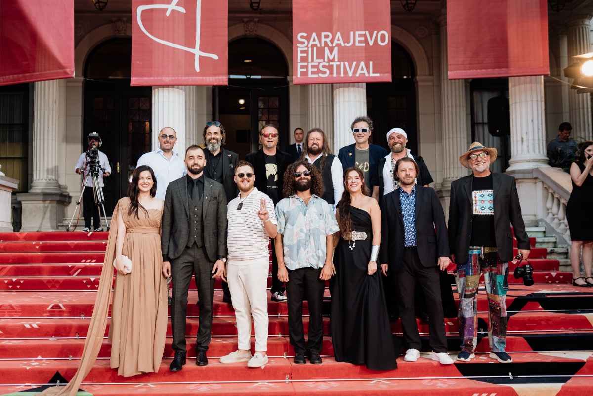Sarajevo Film Festival, SFF 2025, Paolo Sorrentino nagrada, Počasno Srce Sarajeva, Ljetno kino Coca Cola, Michel Franco masterclass, Renáta Olasz film, Bijeli puž film, Bosanski vitez film, DJ Ahmet film, Glava obitelji film, Otapanje vladara film, Nevjeste film, Snovi film, Staza film, talijanski redatelj, europska kinematografija, filmski klasik, Velika ljepota film, filmska nagrada, filmski festival BiH, filmski događaji Sarajevo, filmska umjetnost, najbolji redatelji, filmski intervju, sarajevska premijera, regionalna premijera film, svjetska premijera film, filmski program, igrani film festival, Open Air premijere, Ljetno kino Sarajevo, filmska projekcija, kulturni događaji Sarajevo, filmska scena BiH, filmska industrija, kreativni redatelji, nagrađivani filmovi, Michel Franco intervju, filmski stil, scenarij i režija, pisanje scenarija, glumačka izvedba, talentirani glumci, Jessica Chastain film, Tim Roth film, Peter Sarsgaard film, europski film, festival u Sarajevu, filmska inspiracija, filmski entuzijasti, filmska publika, filmska kritika, filmski umjetnici, filmski talenat, talijanski filmovi, meksički redatelj, kreativni proces, snimanje filma, kratki filmovi, film bez budžeta, filmski rad, kino u Sarajevu, kulturna manifestacija, umjetnički događaji, filmska nagrada BiH, filmska vizija, filmska edukacija, filmski razgovor, festival svjetskog filma, film i emocije, ironija u filmu, filmski motivi, životne proturječnosti, dekadencija u filmu, film i estetika, vizualna umjetnost, filmski klasik 2025, evropski filmski glas, filmski portret vremena, nagrađivani redatelj, filmska industrija BiH, regionalna filmska scena, filmska magija, kulturni turizam Sarajevo, Sarajevo događaji, ljetno kino događaj, filmski talenat Europa, kreativni režiseri, festival i glumci, filmske projekcije otvoreno, umjetnički festival, kulturna scena, filmski portfolio, film i identitet, povijest kroz film, dokumentarni element u filmu, suvremeni film, filmske nagrade Europa, filmski razgovori, međunarodni filmovi, festival premijere, kino projekcije BiH.