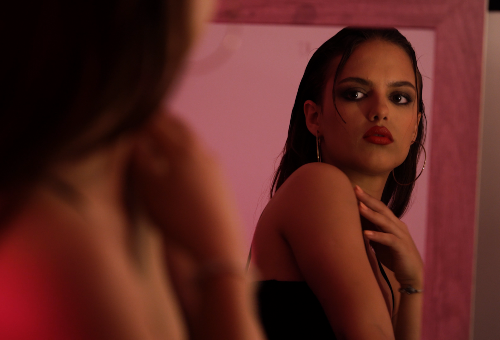 Elena Brnić objavila novi singl