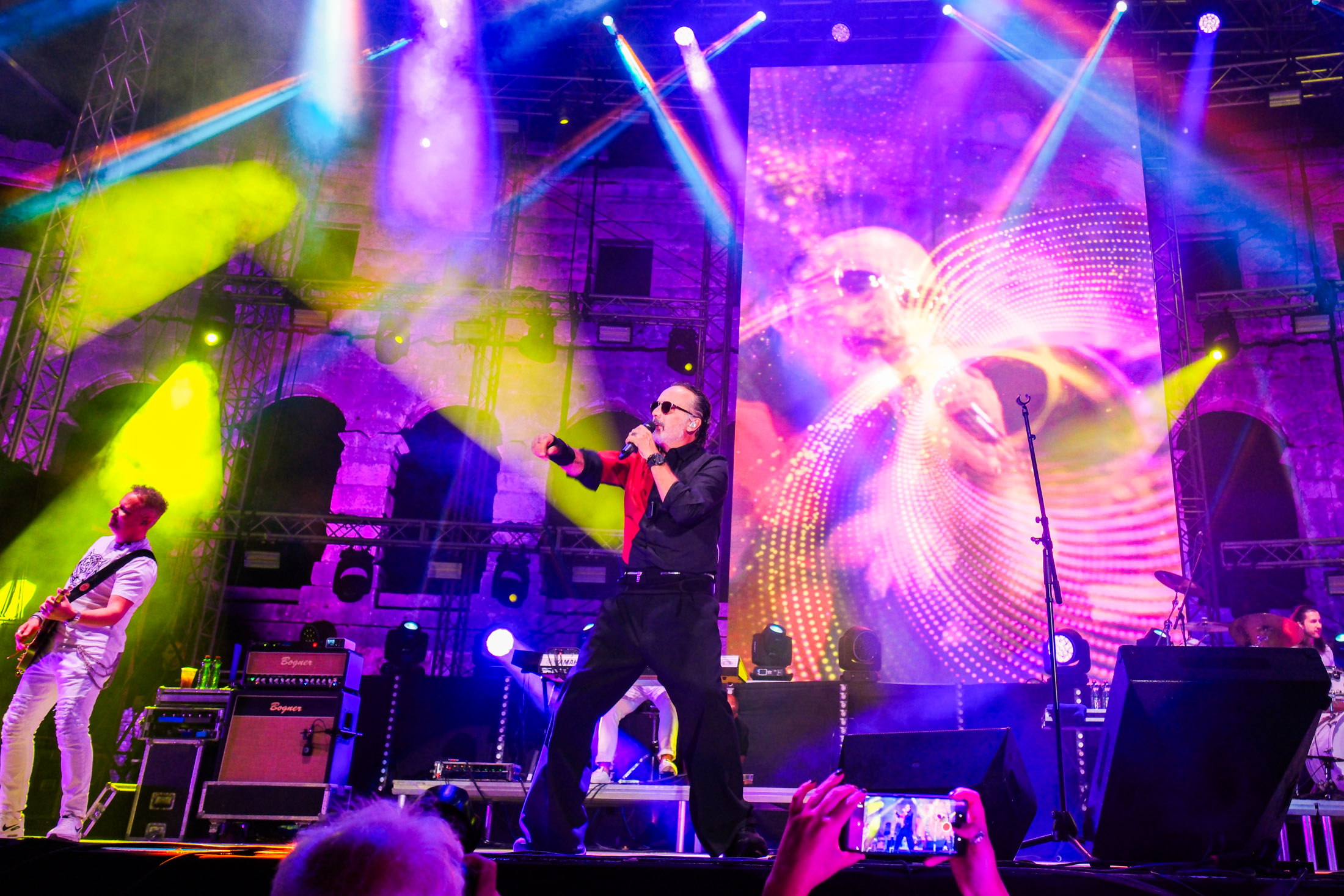 Emotivni Tony Cetinski priredio spektakl rodnoj Puli u prepunoj Areni Pjevat ću dok god vi budete htjeli, nema meni penzije