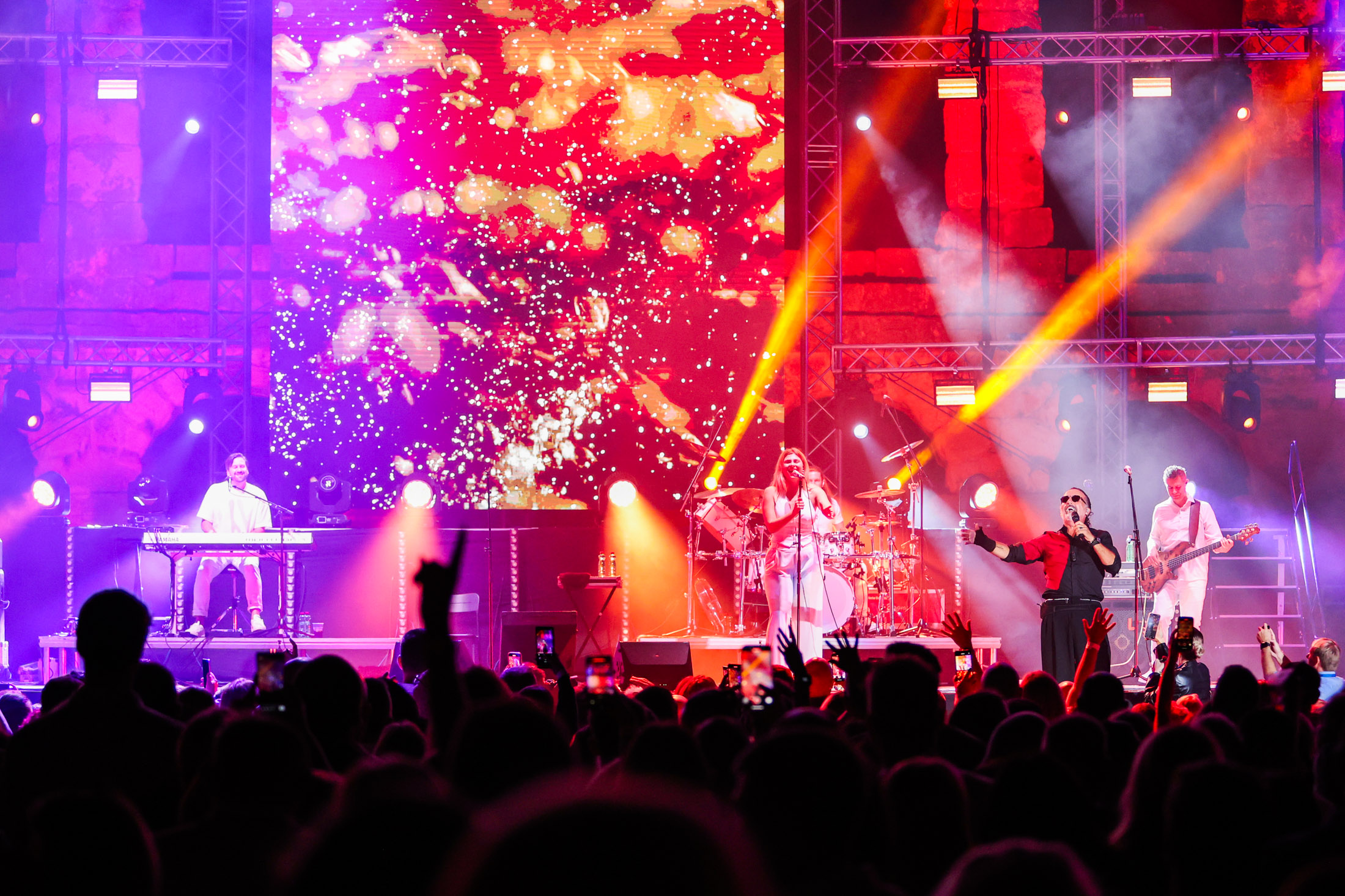 Emotivni Tony Cetinski priredio spektakl rodnoj Puli u prepunoj Areni Pjevat ću dok god vi budete htjeli, nema meni penzije