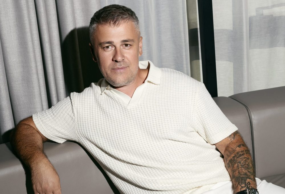 Josip Ivančić ima najslušaniji duet ovog ljeta. A sad je okupio bivši Thomsonov bend i kreće na turneju