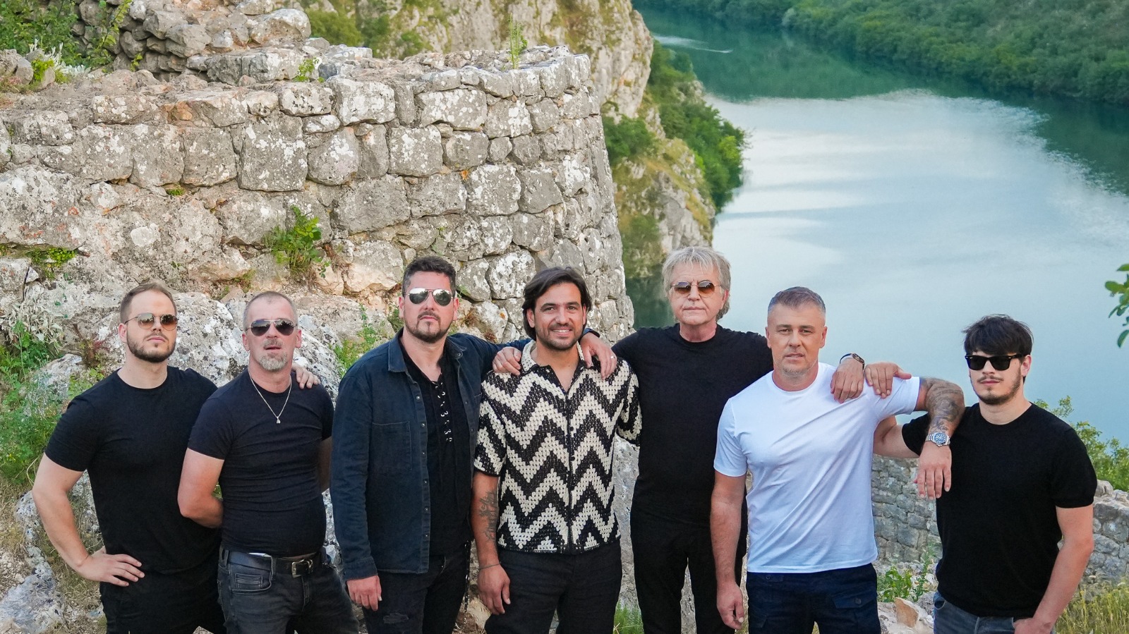 Josip Ivančić ima najslušaniji duet ovog ljeta. A sad je okupio bivši Thomsonov bend i kreće na turneju 