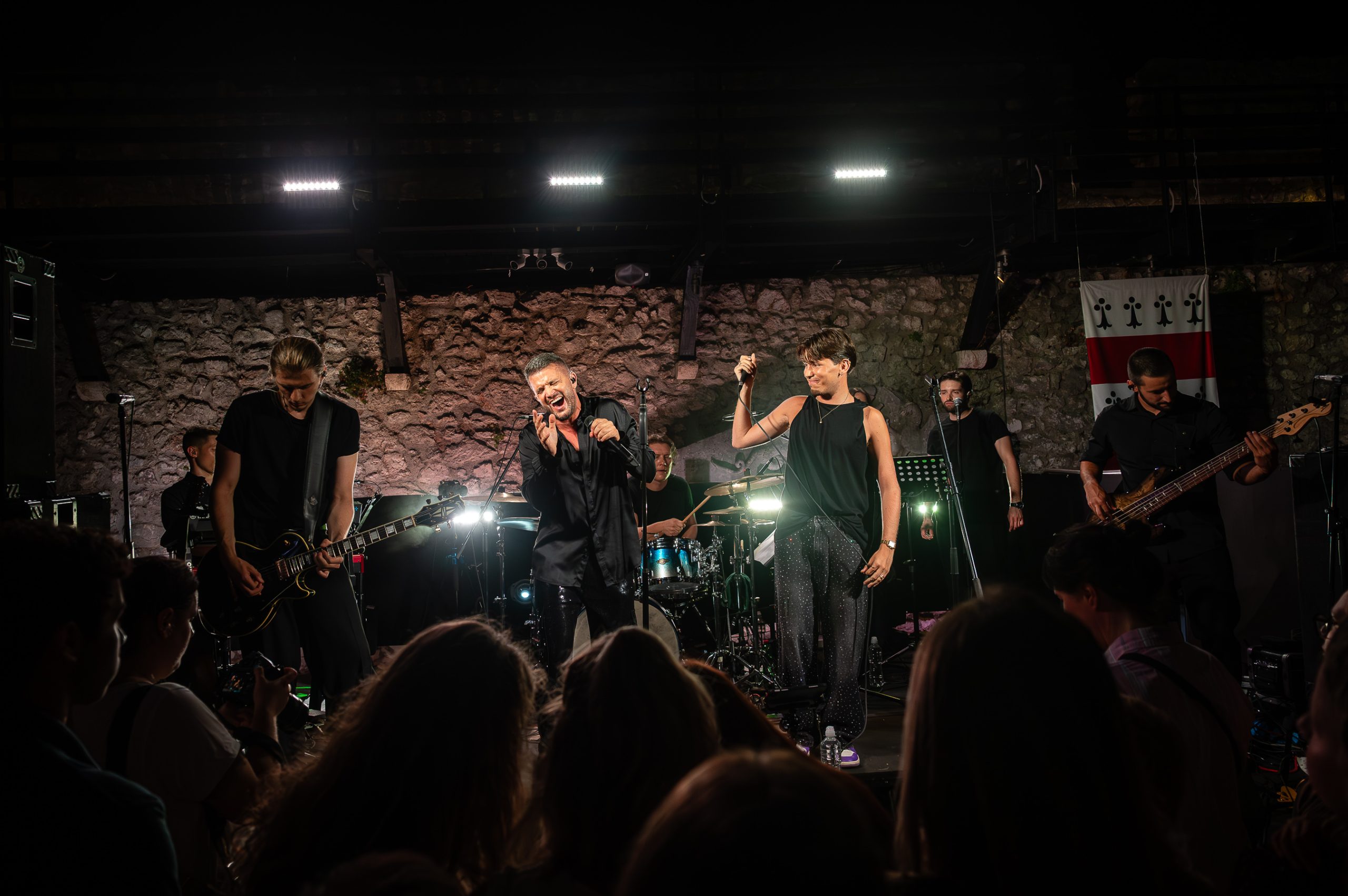 DAMIR KEDŽO ODRŽAO KONCERT ŽIVOTA NA TRSATSKOJ GRADI