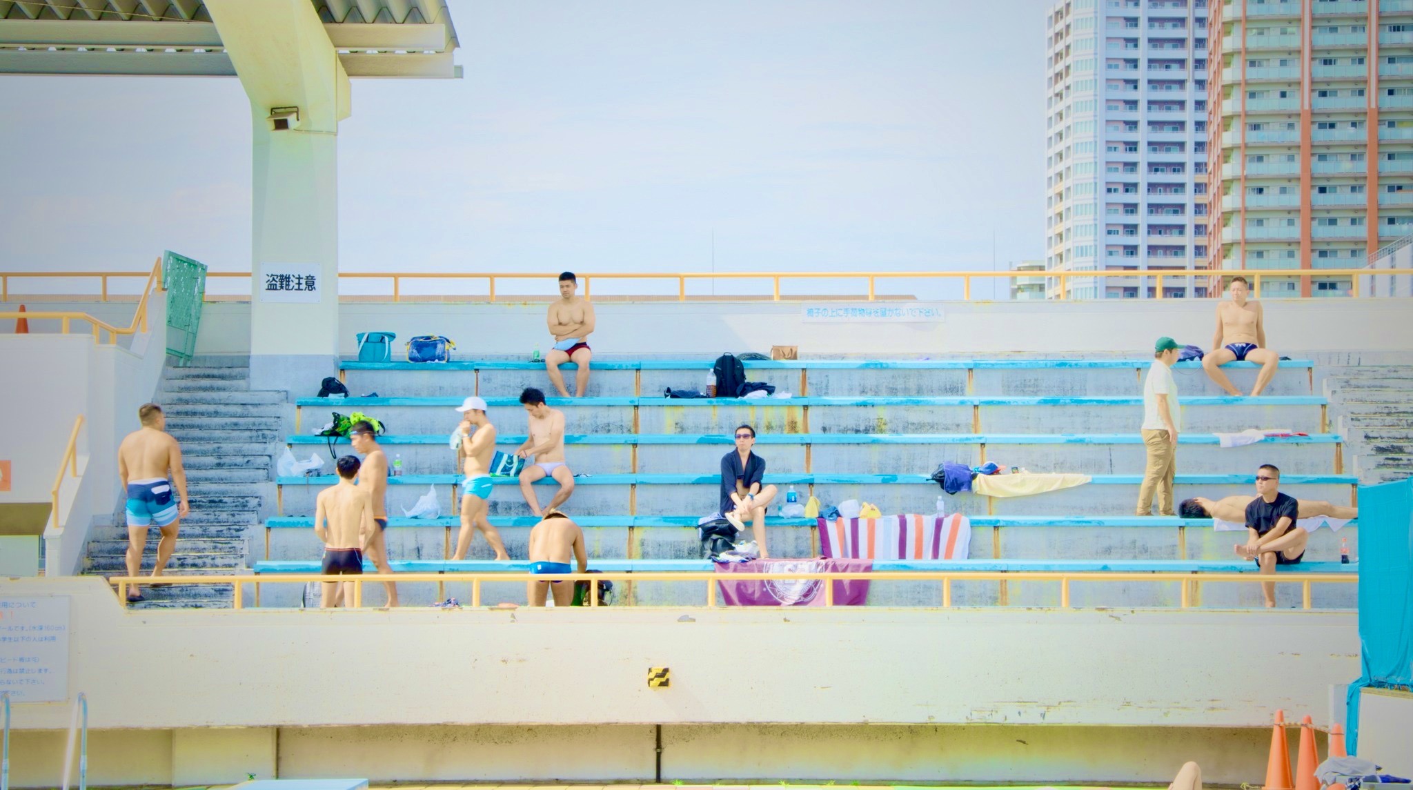 Splitski Filmski Festival time još jednom dokazuje da film može biti mnogo više od projekcije – on je dijalog, istraživanje i iskustvo koje spaja autore, publiku i grad u cjelinu. Rujan u Splitu rezerviran je za one koji žele vidjeti svijet drugačijim očima