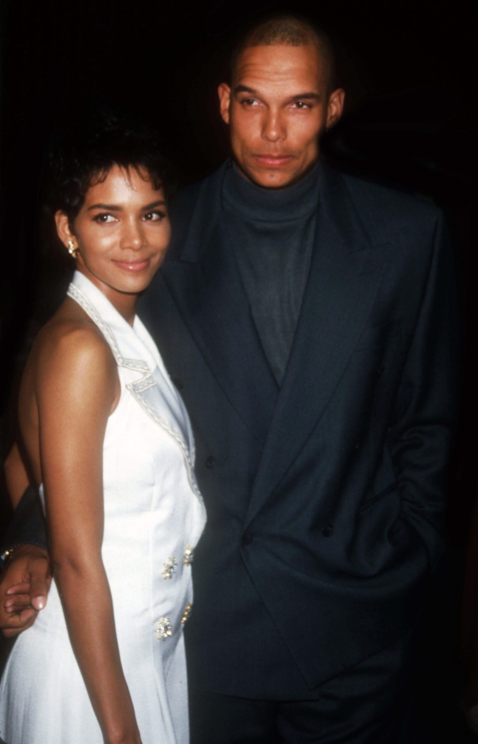 Prvi suprug Halle Berry otkrio razlog rastave 'Nije kuhala, nije čistila' Hello Magazin Croatia