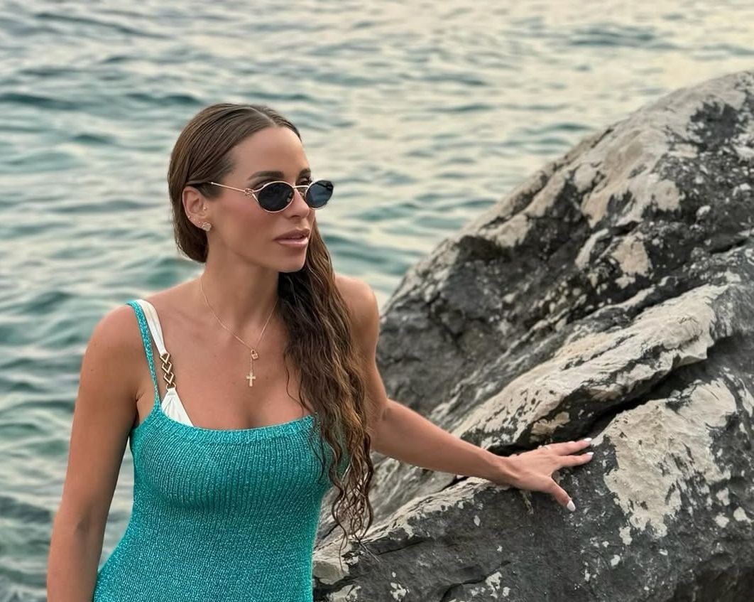 Raquel Mauri očarala u prozirnoj haljini s Jadrana Hello Magazine Croatia