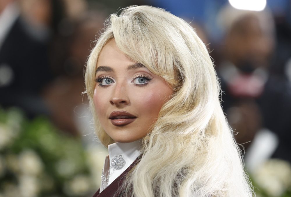 Sabrina Carpenter otvoreno 'Čak i oni koji se zgražaju nad mojim stihovima se na kraju nasmiju' Hello Magzaien Croatia