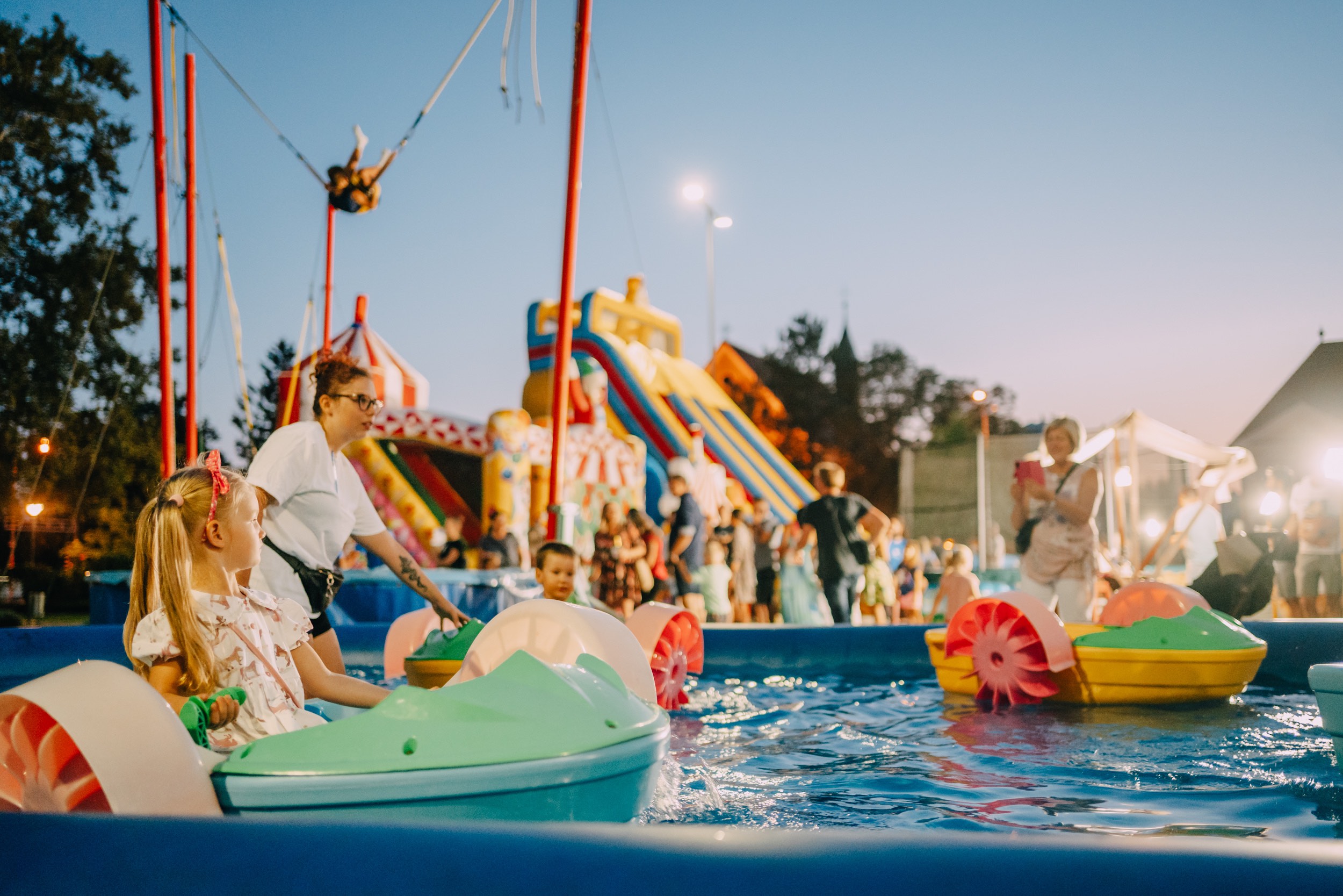 Spektakl na Tuđmancu: burgeri iz svemira, filmovi, igraonice, vatrogasci, kviz, turnir i koncerti