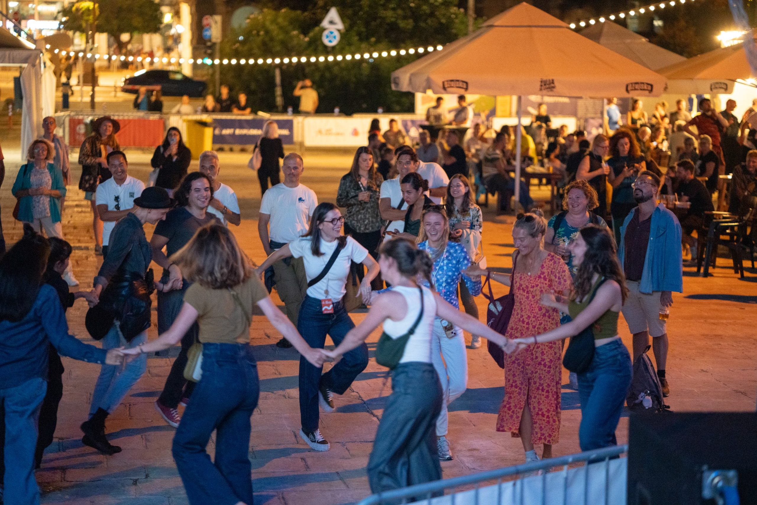 art explora festival, rijeka festival, kultura rijeka, gat karoline riječke, muzeji rijeka, art explorer katamaran, art festival hrvatska, suvremena umjetnost rijeka, koncerti rijeka, performansi rijeka, riječki festival, hrvatski festivali, kulturna događanja rijeka, izlasci rijeka, večernji program rijeka, multimedijalne instalacije rijeka, ples i glazba rijeka, art explora croatia, riječki muzej suvremene umjetnosti, art program rijeka, festivali u rujnu, događanja rijeka 2025, riječki događaji, hrvatski kulturni festival, festival suvremene umjetnosti, umjetnost i znanost, ekologija i umjetnost, jadran i umjetnost, more i glazba, art rijeka, riječki koncerti, techno rijeka, abop koncert, petar dundov rijeka, tonota glazba, truth tribe bend, marinada rijeka, ras padsystem, reggae dub rijeka, grčke pjesme mora, art explora events, hrvatska umjetnost, turizam rijeka, lifestyle rijeka, riječki vikend, što raditi u rijeci, izlasci hrvatska, kulturna ponuda rijeka, večernji izlazak rijeka, riječki glazbeni festival, techno festival hrvatska, alternativna glazba rijeka, jazz fusion rijeka, spoken word rijeka, kino i performans rijeka, multimedija hrvatska, hrvatski performansi, plesni performans rijeka, festival na moru, art festival jadran, europski festival umjetnosti, kulturni vodič rijeka, hrvatski lifestyle, događanja hrvatska, festival umjetnosti 2025, hrvatska putovanja, more i kultura, hrvatski turizam, posjetite rijeku, hrvatska rivijera, art explora experience, hrvatska scena umjetnosti, hrvatska scena glazbe, festival elektronike rijeka, suvremeni ples rijeka, eksperimentalni film rijeka, riječki spoken word, hrvatski DJ set, techno set hrvatska, dub scena rijeka, alternativna scena rijeka, hrvatski umjetnici, suvremeni umjetnici rijeka, muzejska događanja rijeka, art festival mediteran, jadranski festival, hrvatski kulturni vodič, art weekend rijeka, što posjetiti u rijeci, događanja u rujnu hrvatska, festivali hrvatska rujan, hrvatska kulturna scena, art festival europa, hrvatska destinacija za kulturu, festival ekologija umjetnost, hrvatski multimedijalni festival, art explora rijeka program, hrvatski lifestyle portal, kultura i turizam hrvatska, hrvatski kulturni kalendar.