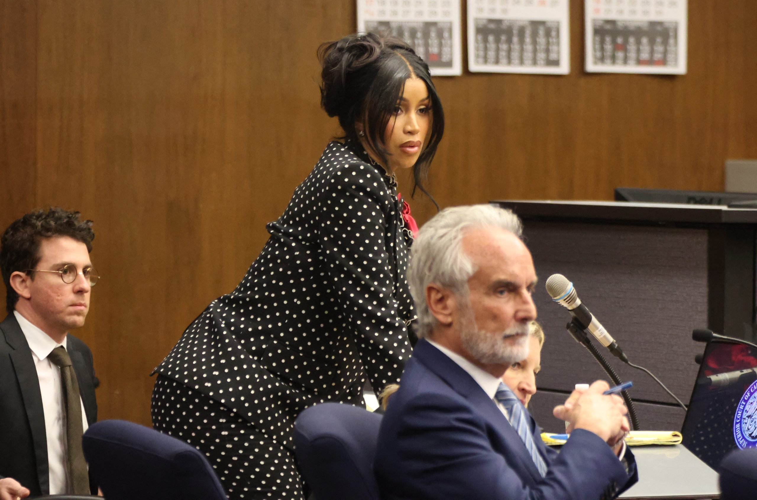 Cardi B oslobođena optužbi za napad na zaštitarku Hello Magazine Croatia Hrvatska